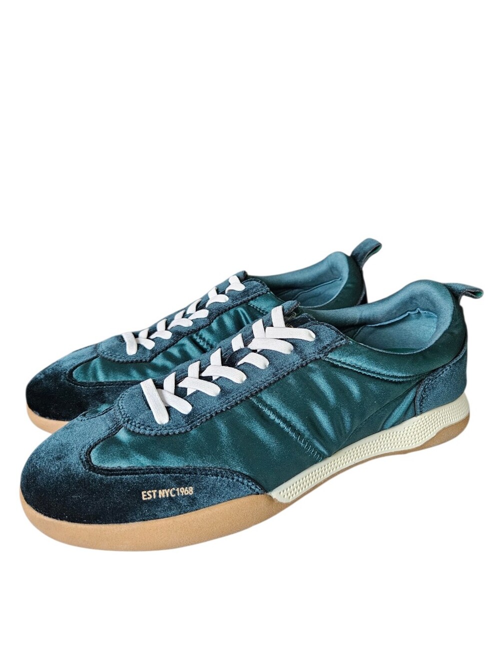 Anne Klein Emerald Green Retro Westside Sneakers, Size 11 Womens. - Picture 5 of 7